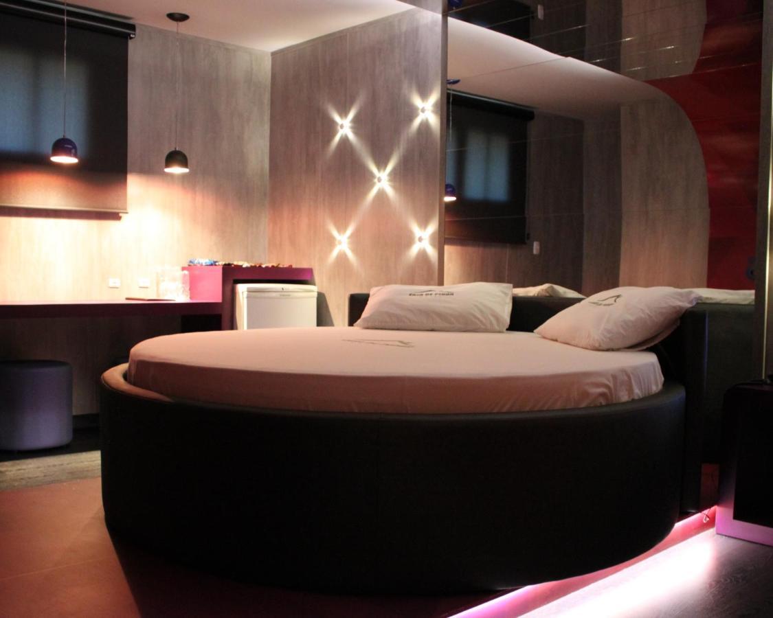 Motel Casa De Pedra Каразинью Экстерьер фото